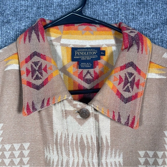 Pendleton Jacquard Barn Jacket Women’s XL 100% Wool Shacket Aztec Yellowstone - Picture 4 of 14